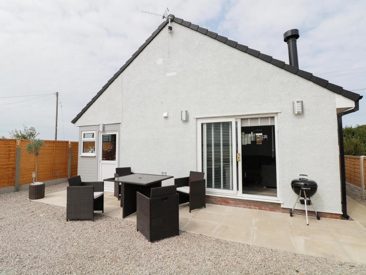 White Stones Vila Ulverston Exterior foto